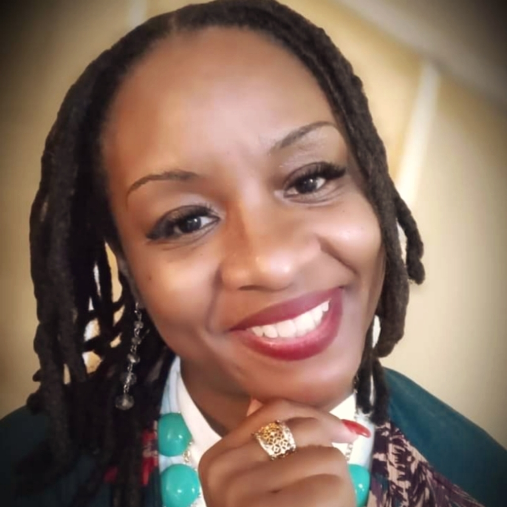 Meet your Posher, Tasnee Fremont